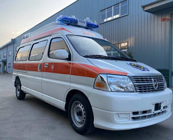 东兴市金杯救护车